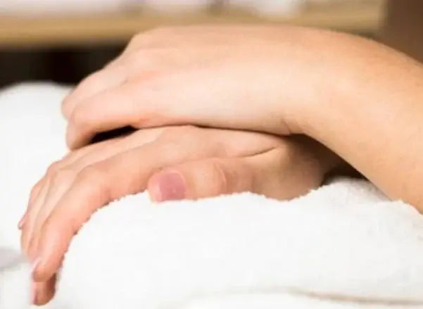 Hand-Harmony-Soothe-Your-Hands-Calm-Your-Mind Calmly Co.
